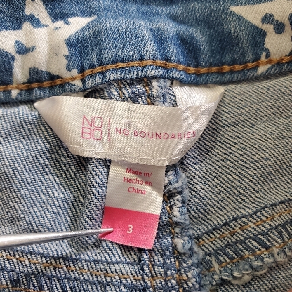 2068 * No Boundaries Star Print Denim Shorts Blue White Red Size 3 Juniors - Picture 3 of 10